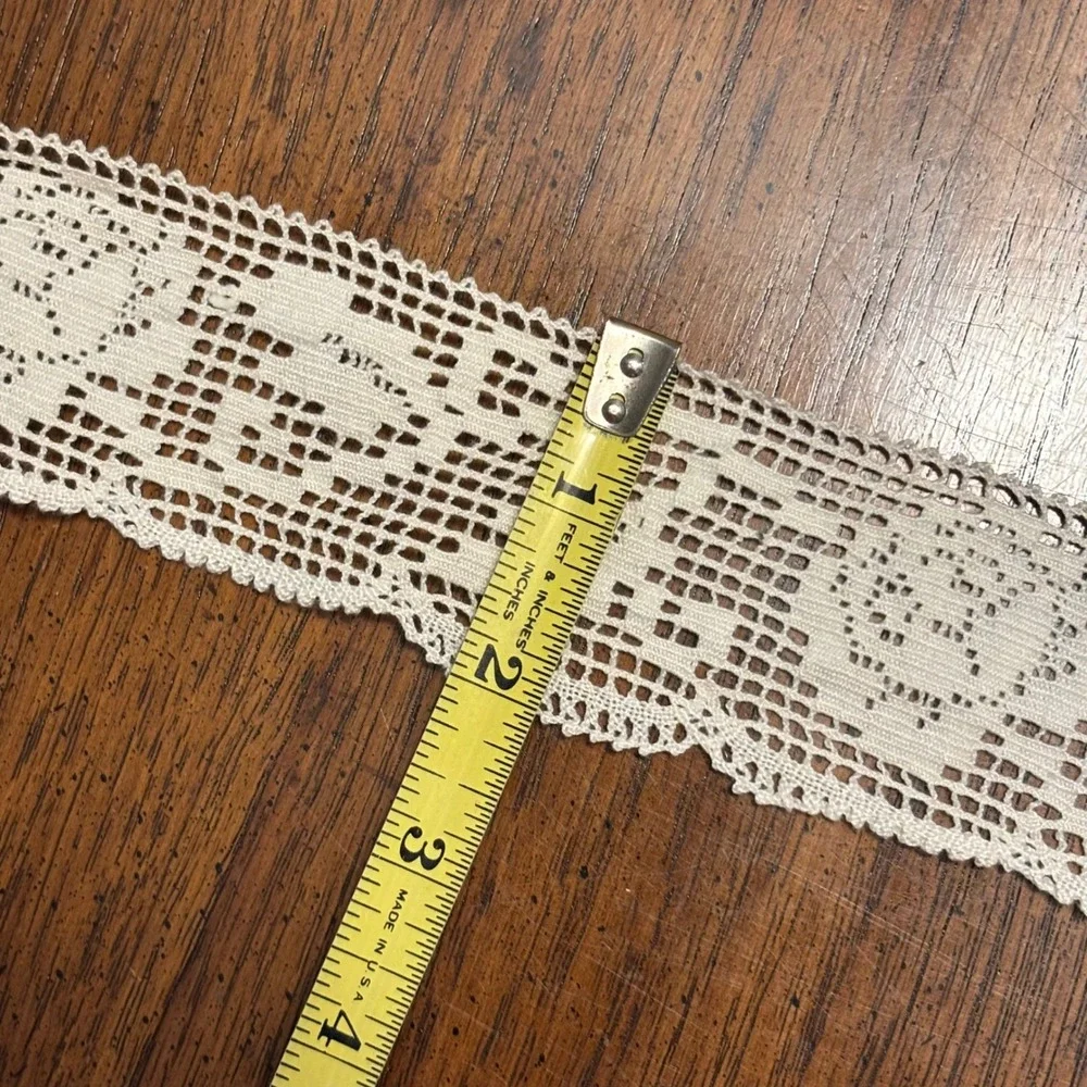 Vintage Off White Floral Rose Cotton Filet Scalloped Edge Lace Trim 110 Inches